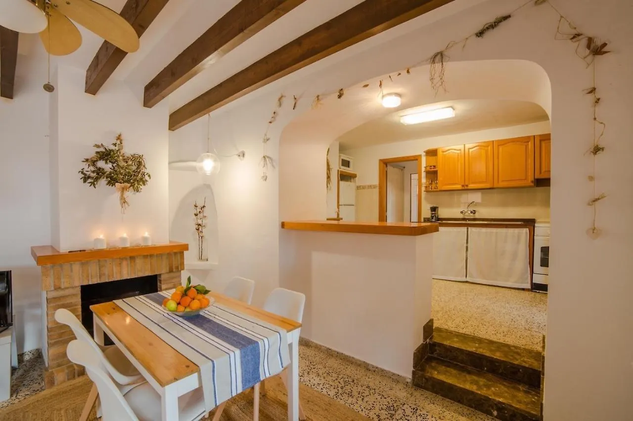 Holiday home Can Cusina Llombarts